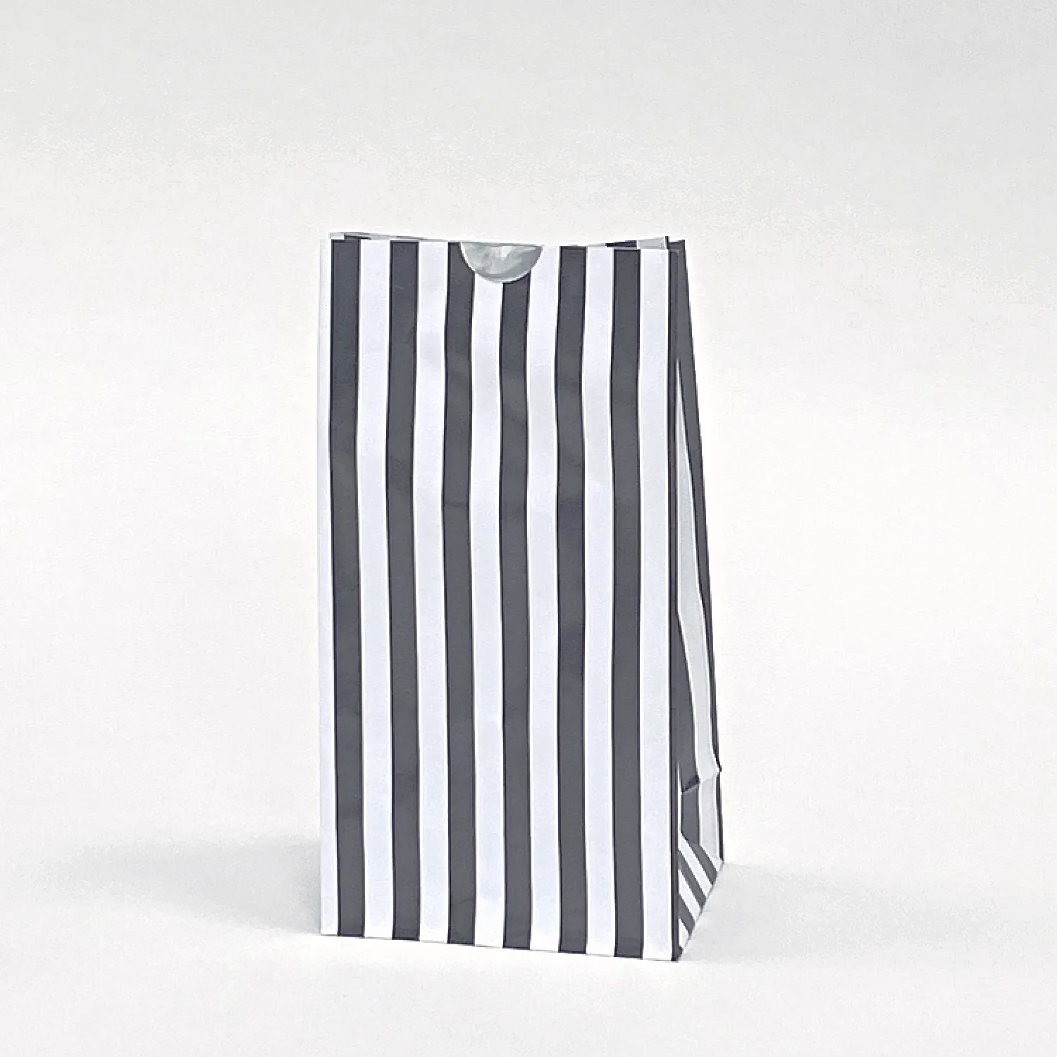 Candy Striped Party Bags Black (12 Pack)