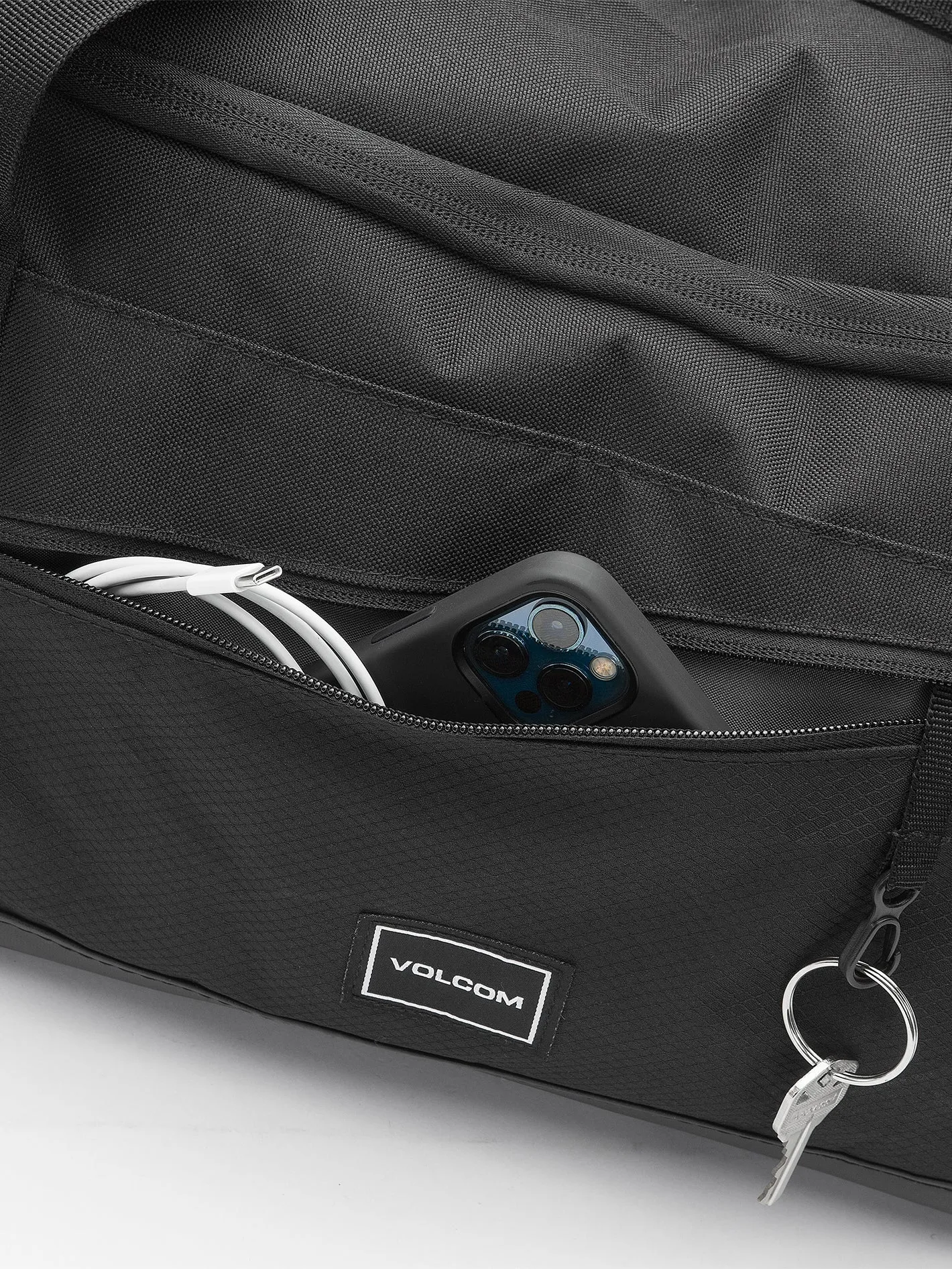 Midline Duffel - Black