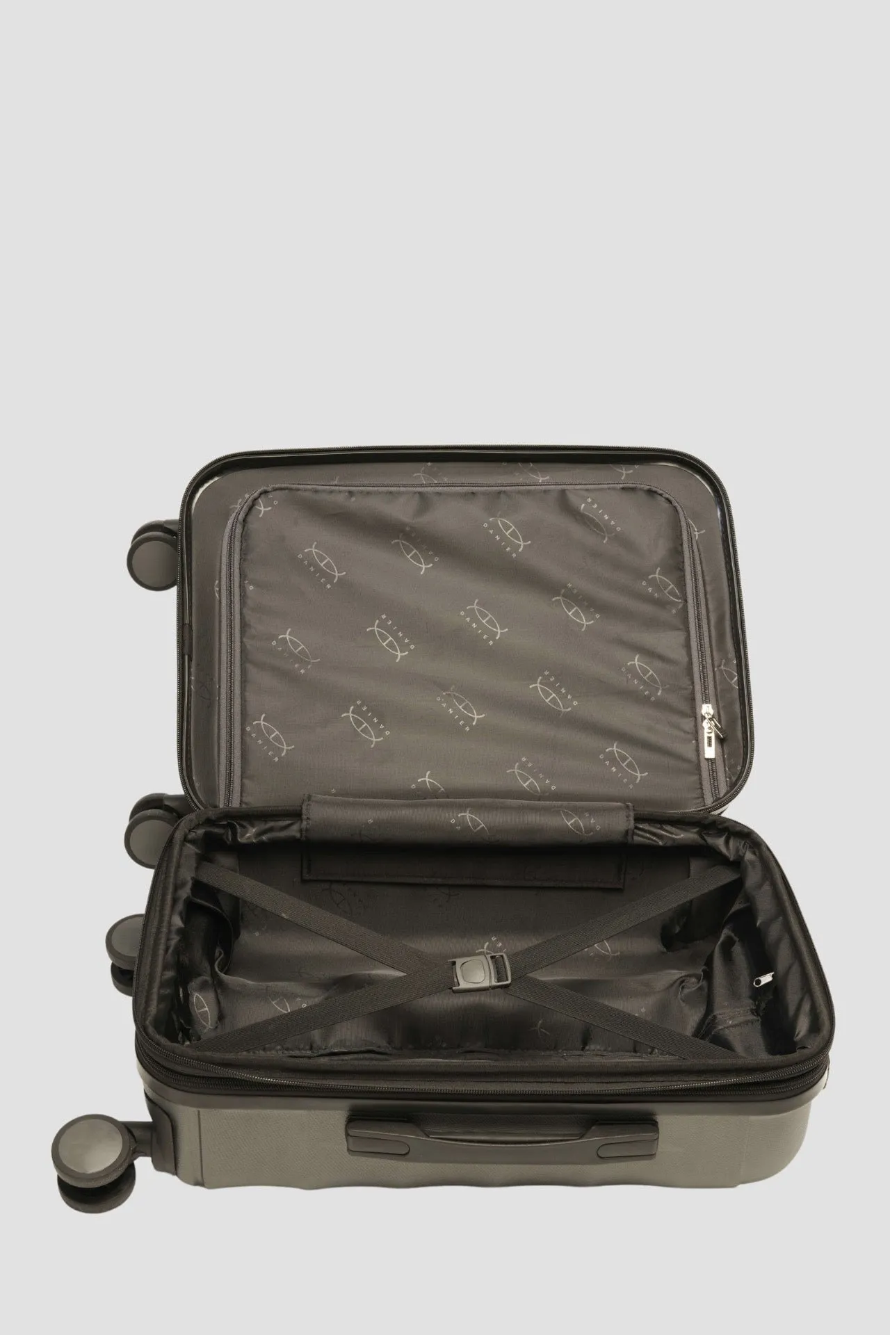 TRAVELPRO CARRY-ON LUGGAGE