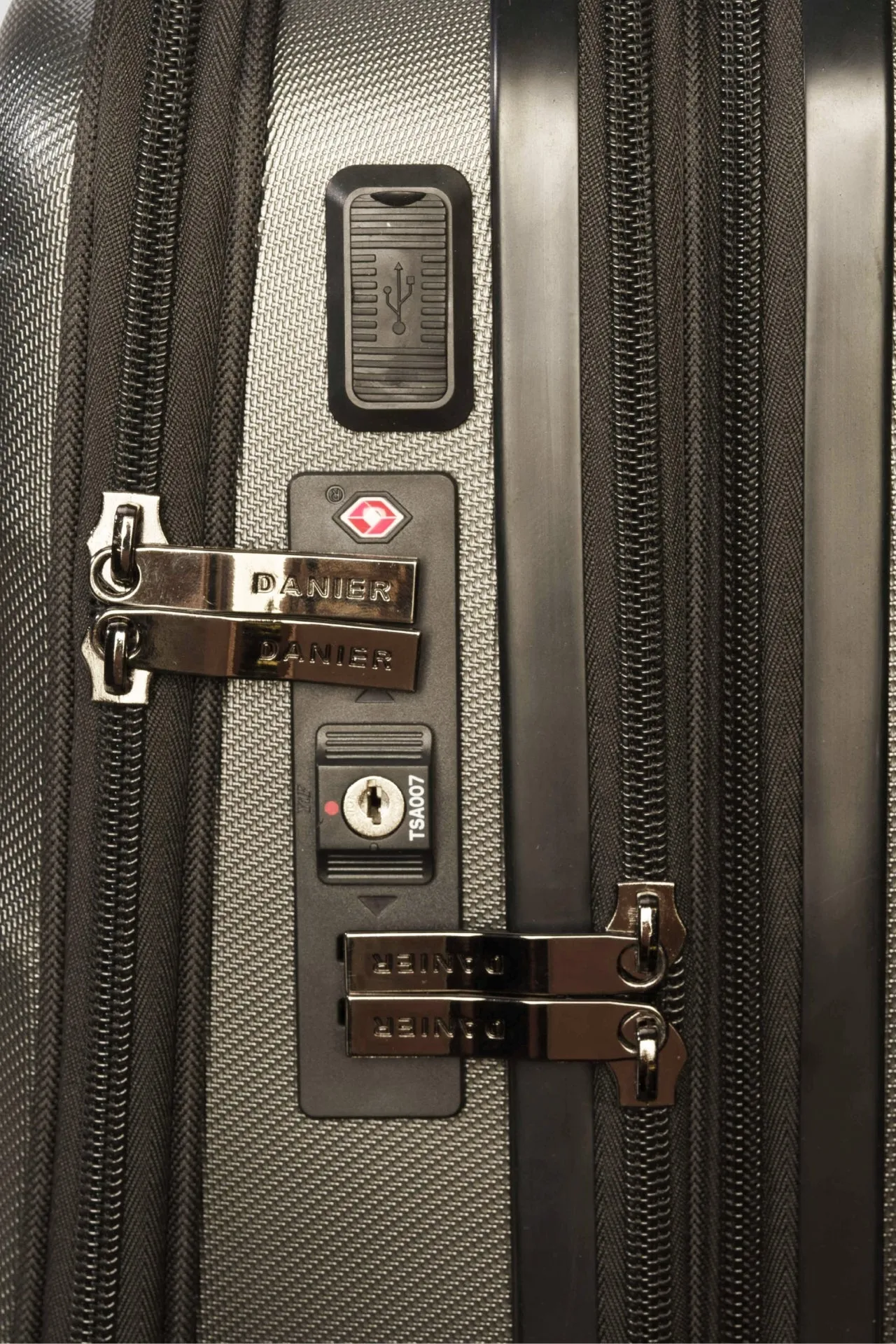 TRAVELPRO CARRY-ON LUGGAGE